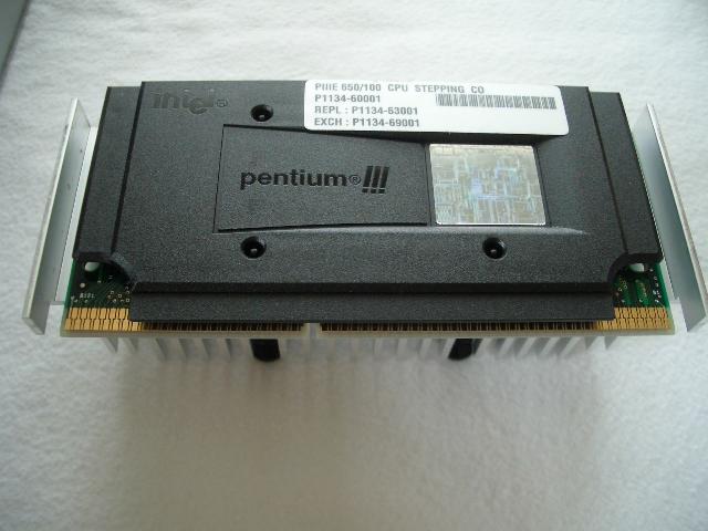 HP Server 2HE Dual P3 (4).JPG